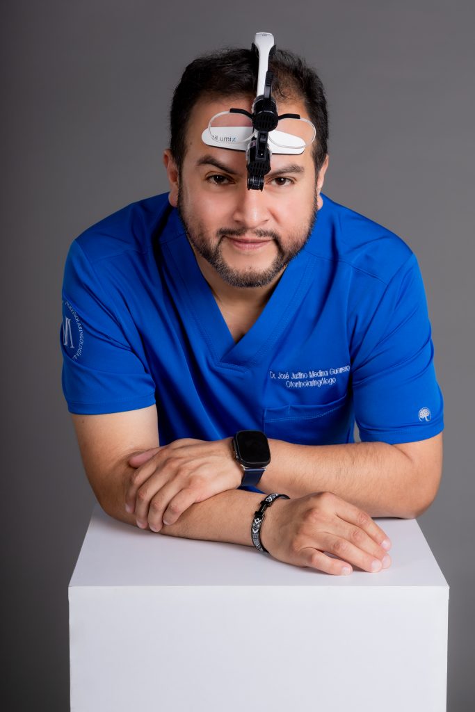 Dr. Justino Medina – La belleza como equilibrio: una mirada quirúrgica que integra función, estética y arte